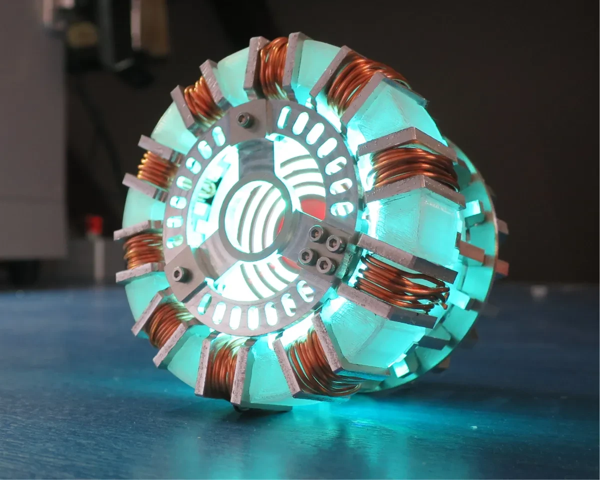 Iron Man Arc Reactor MK2 (1_1 scale)