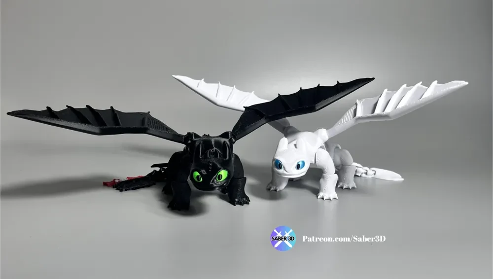 Dragón Desdentado Flexible