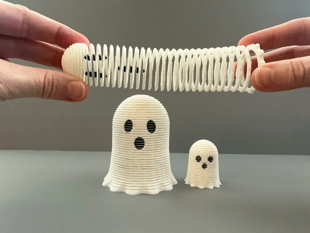 Fantasmas Slinky (3 tamaños)
