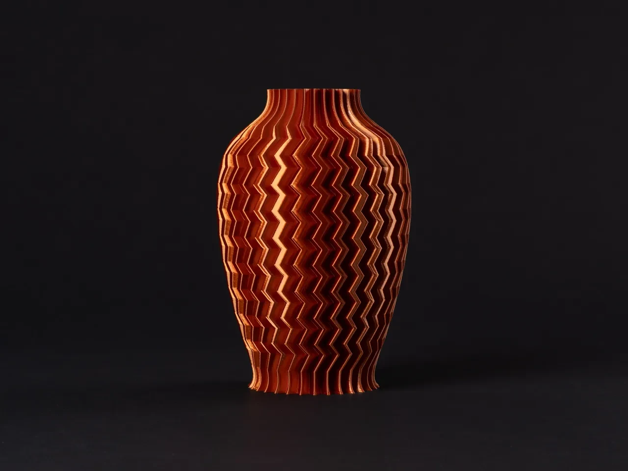 Textured Vase Zigzag