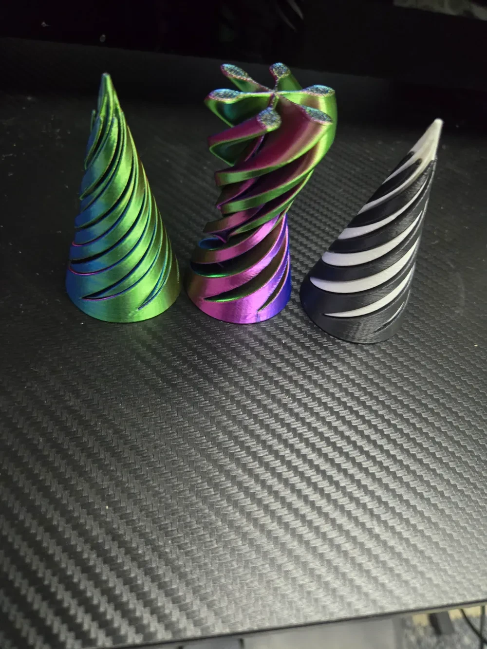 Cono de fidget espiral