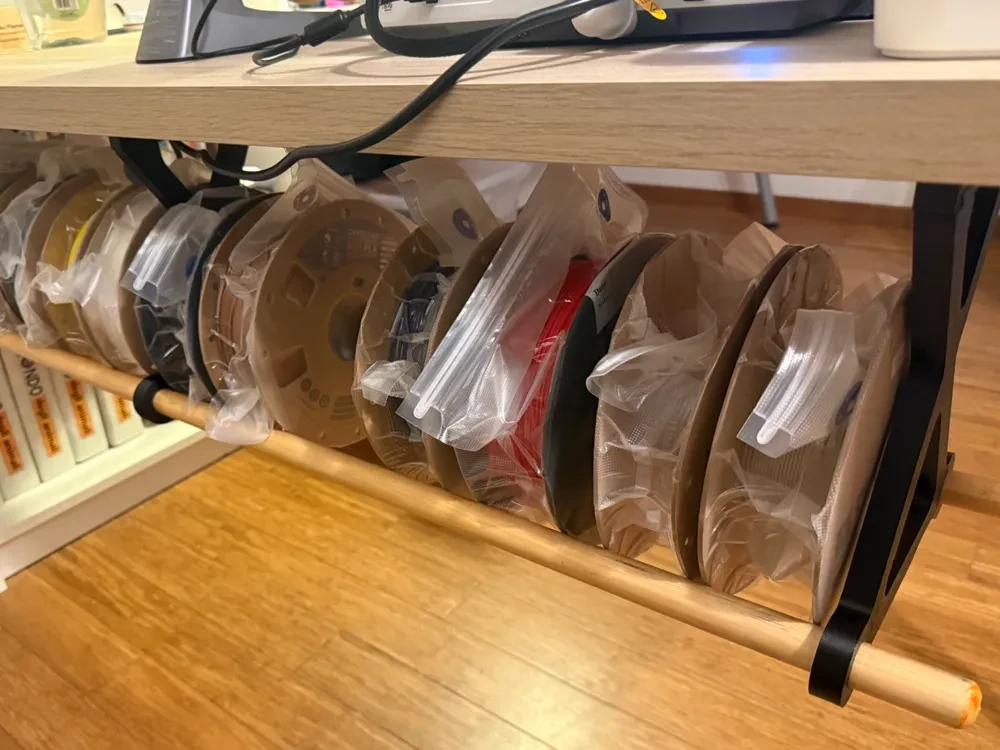 Soporte para Filamento Bajo la Mesa