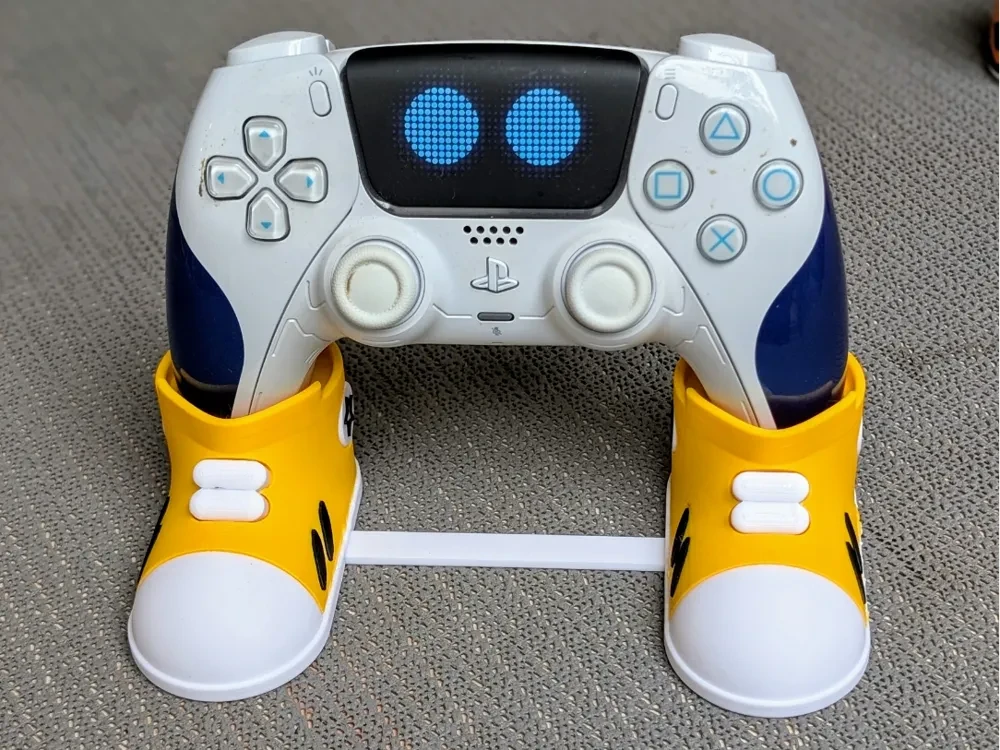 Soporte para Mando de PS5 – Edición Zapatilla